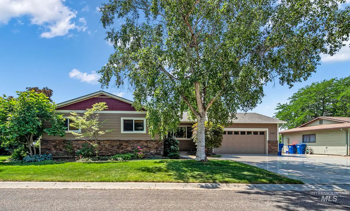 2201 E Dicky Circle, Eagle, ID 83616 - #1