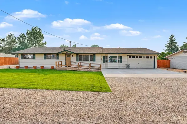 162 S Ash Ave, Kuna, ID 83634