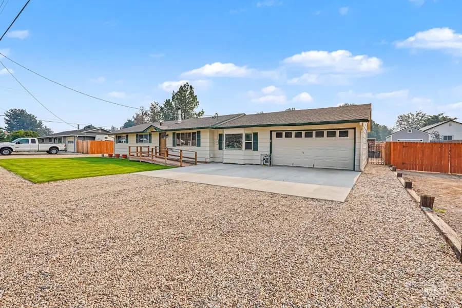 162 S Ash Ave, Kuna, ID 83634 - #3