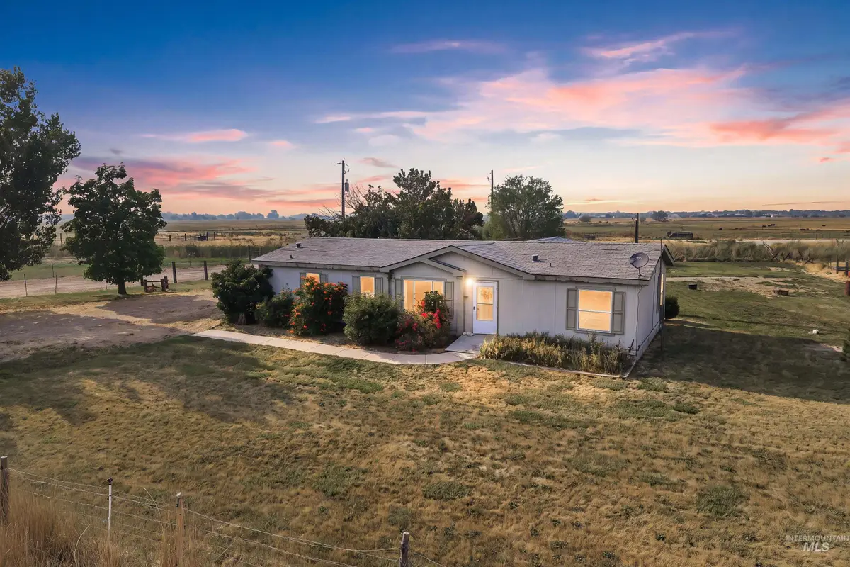 2550 W Sales Yard Rd, Emmett, ID 83617 - #1