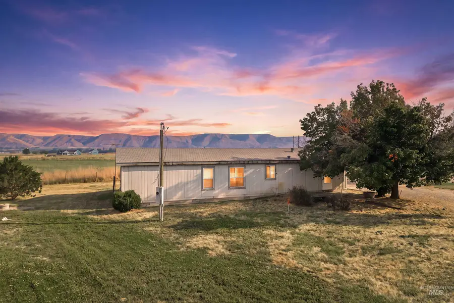 2550 W Sales Yard Rd, Emmett, ID 83617 - #3