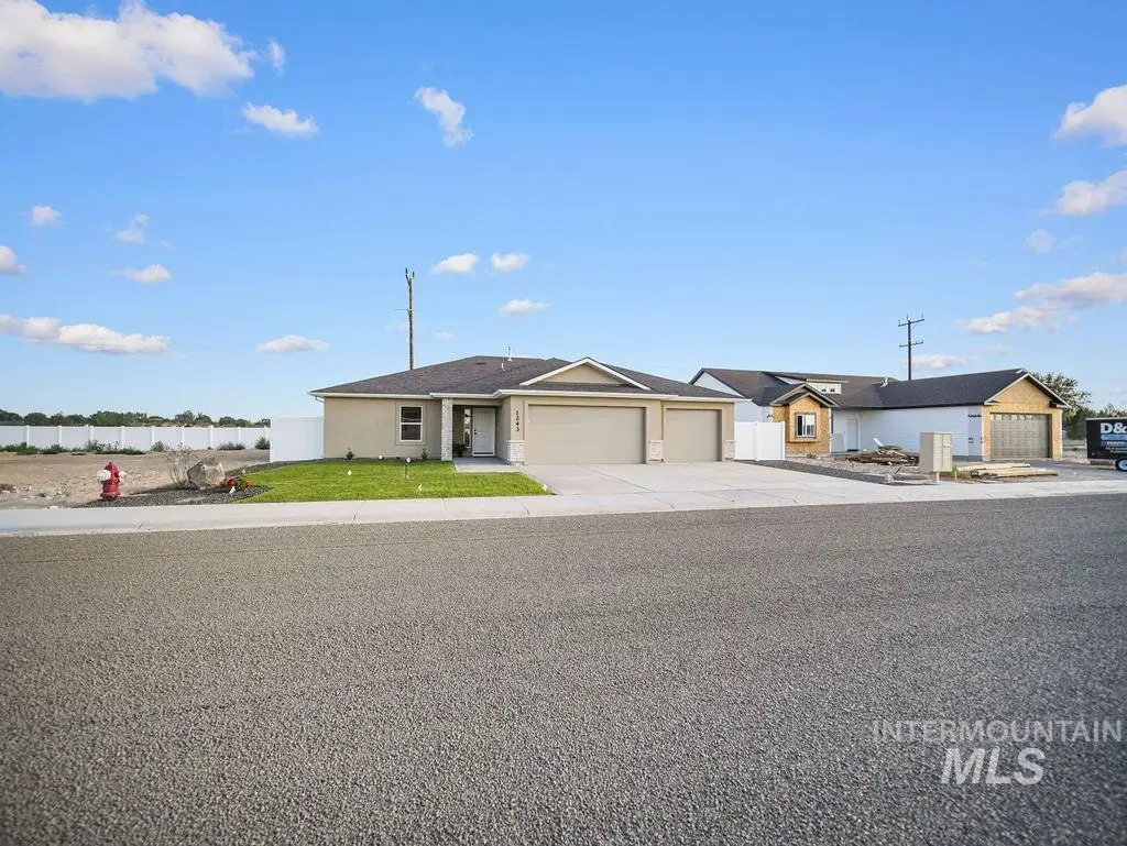 1243 Magic Rd, Twin Falls, ID 83301 - #1