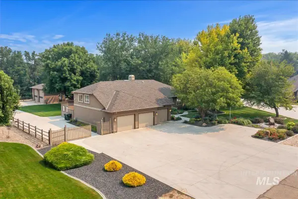 16610 Rose Briar Ln, Nampa, ID 83687