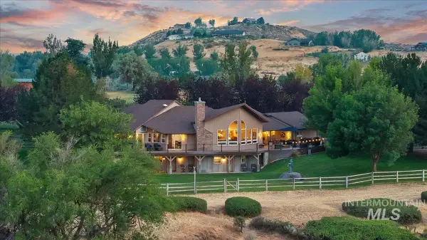 1290 Quail Hollow, Buhl, ID 83316