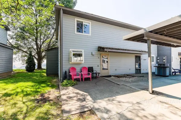 605 Indian Hills Drive #5, Moscow, ID 83843