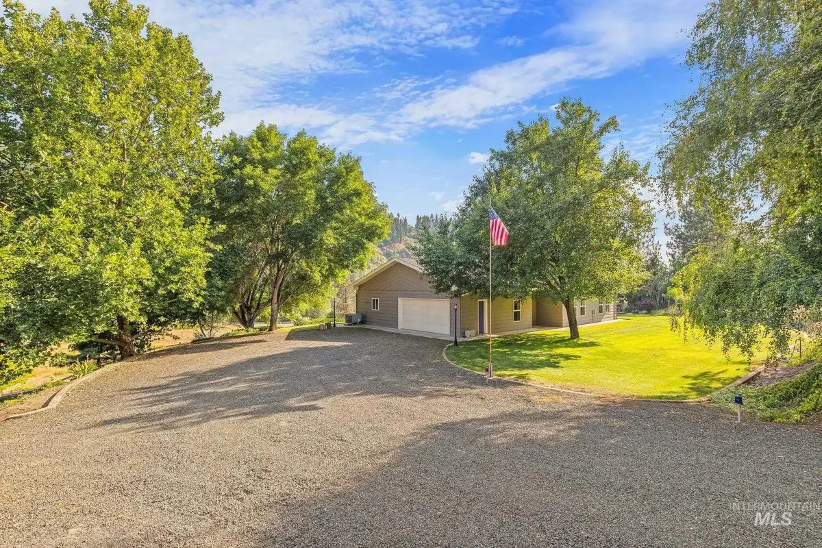 1091 Cedar Ridge Rd., Kendrick, ID 83537 - #1