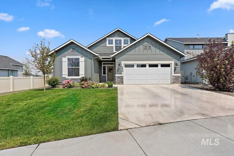 7010 W W Grand Rapids Dr, Meridian, ID 83646 - #2
