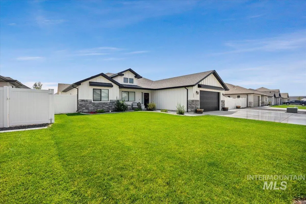 1043 Vista Ave, Kimberly, ID 83341 - #1