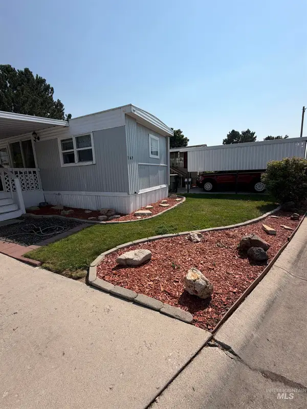 700 E Fairview Ave #167, Meridian, ID 83642