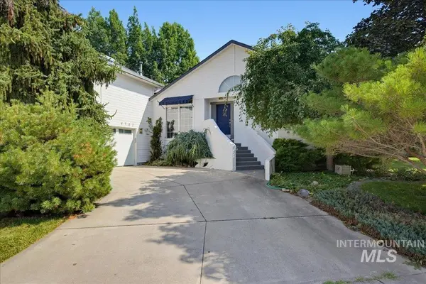 4782 N Waterfront Way, Boise, ID 83703