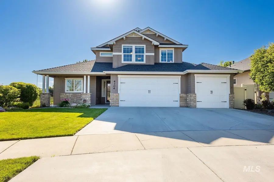 4306 S Dazzle Ave, Meridian, ID 83642 - #3