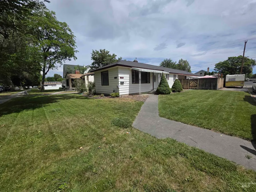 161 8th Ave E, Twin Falls, ID 83301 - #2