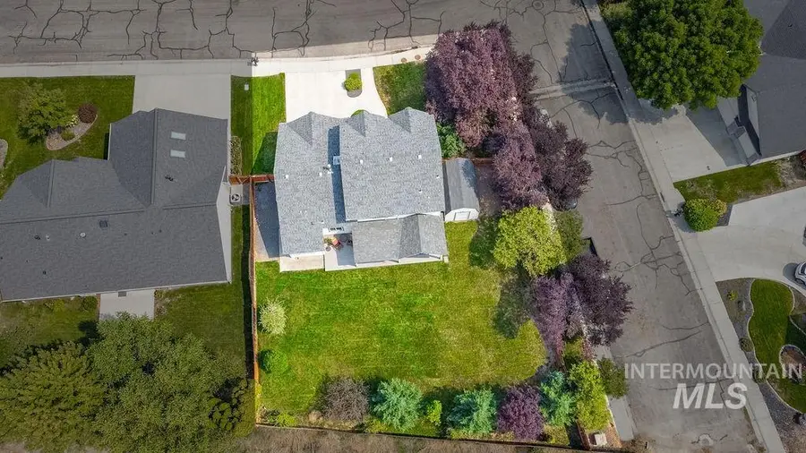 2697 E Lakefork Dr, Eagle, ID 83616 - #2