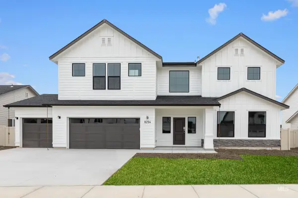 840 Thunderbolt Dr, Mountain Home, ID 83647
