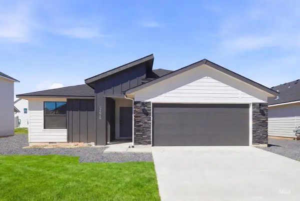 9458 W Blazing Star St, Nampa, ID 83687