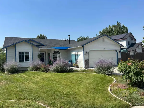 8211 E Brandts Creek Way, Nampa, ID 83687