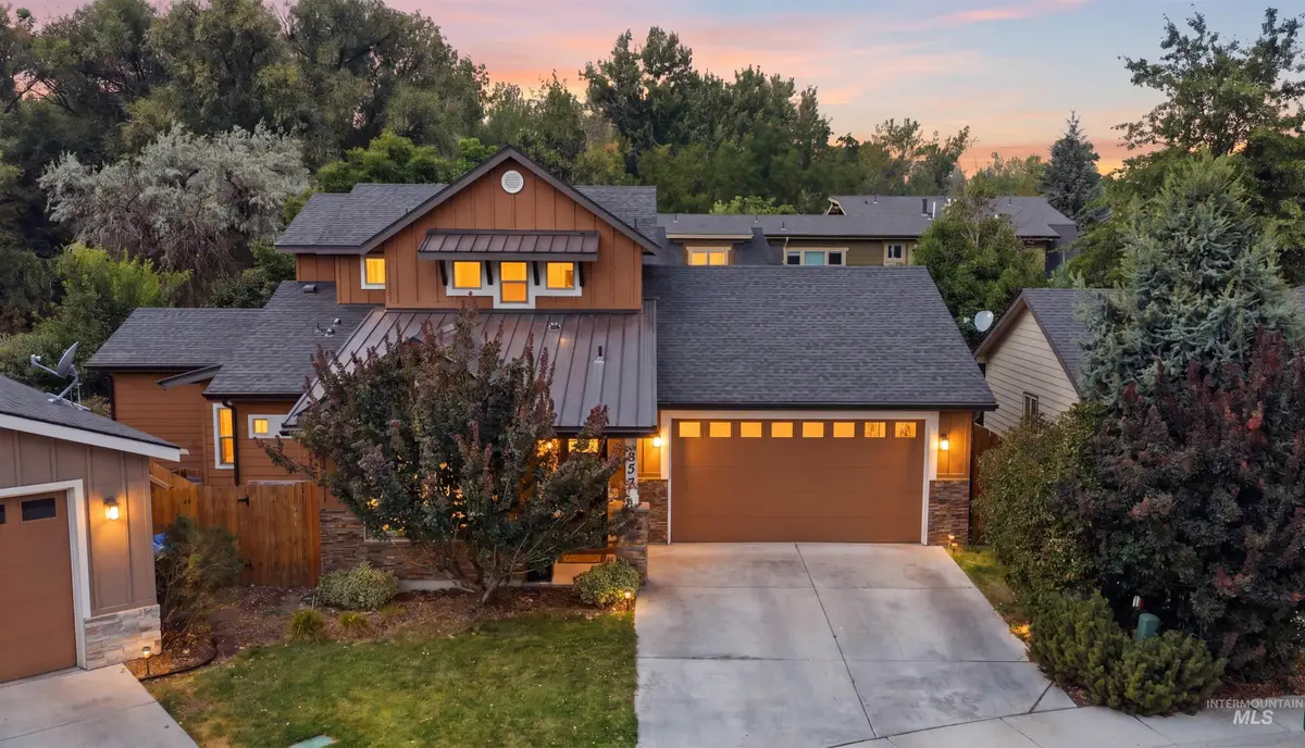 857 N River Path Ln, Boise, ID 83703 - #1