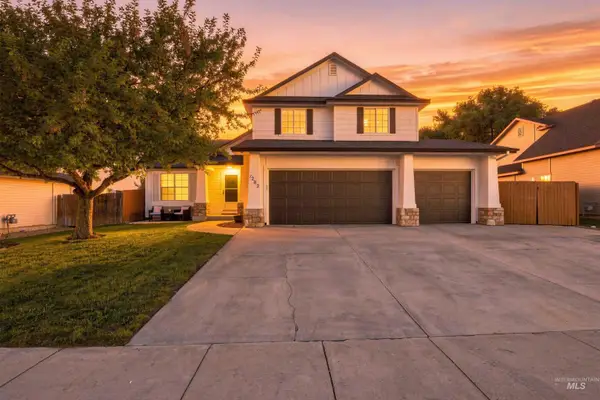 1282 W Castro Dr, Kuna, ID 83634