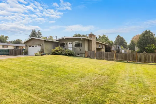 1734 Burrell Ave, Lewiston, ID 83501