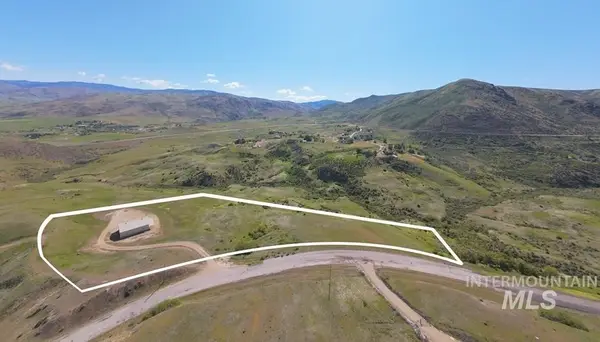 227 Old Hwy 55, Horseshoe Bend, ID 83629