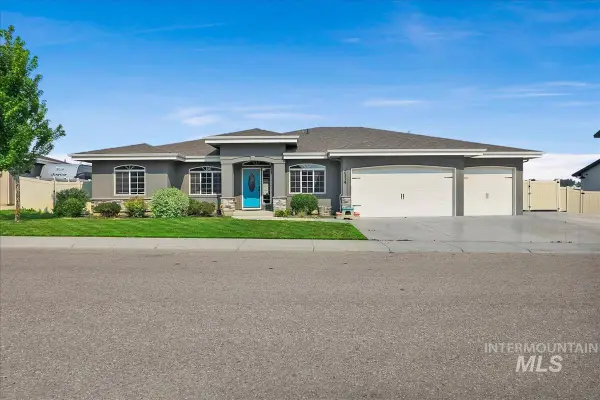 2334 N Van Dyke, Kuna, ID 83634