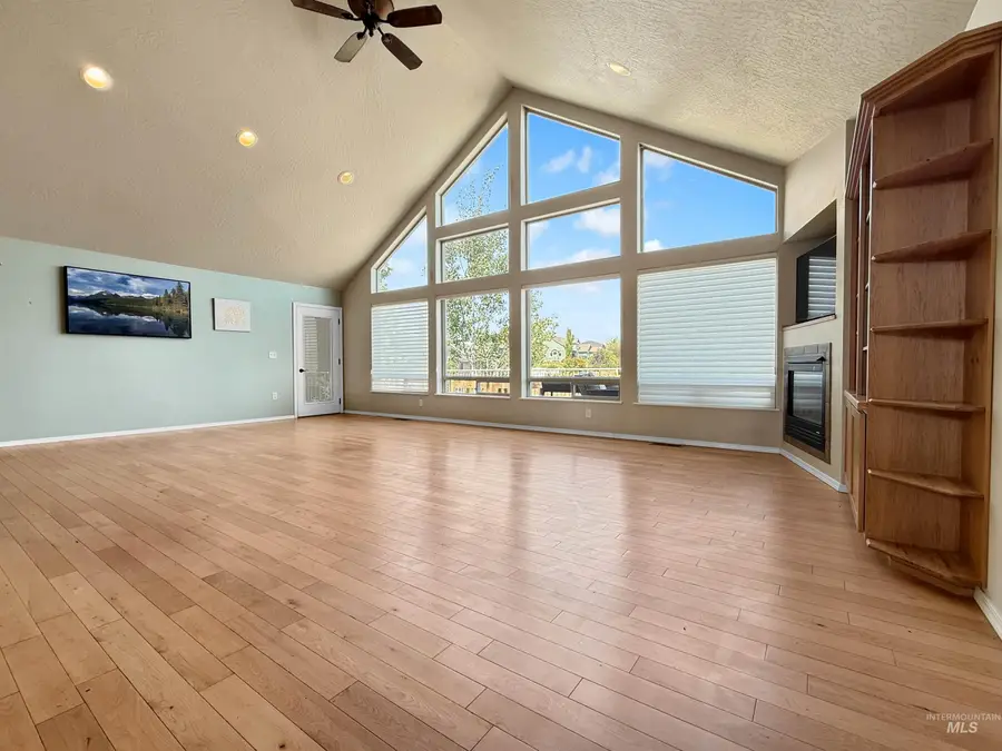2712 Itani Drive, Moscow, ID 83843 - #3