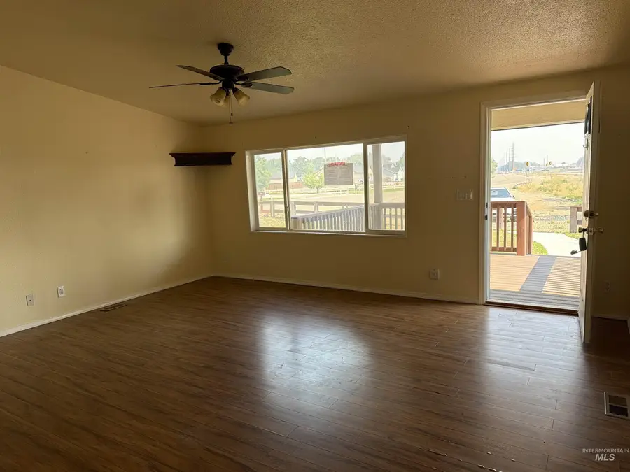 4228 Happy Valley Rd, Nampa, ID 83686 - #3