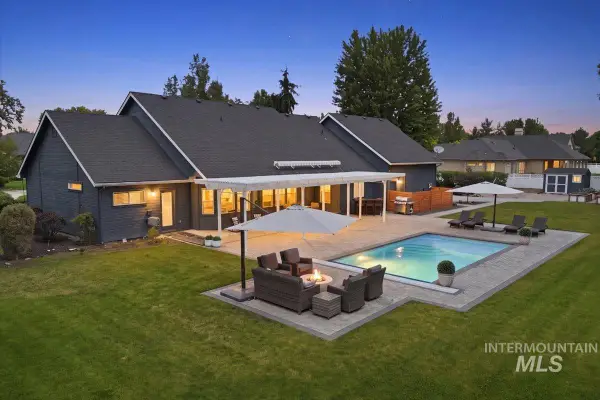 624 N Cove Colony Way, Eagle, ID 83616