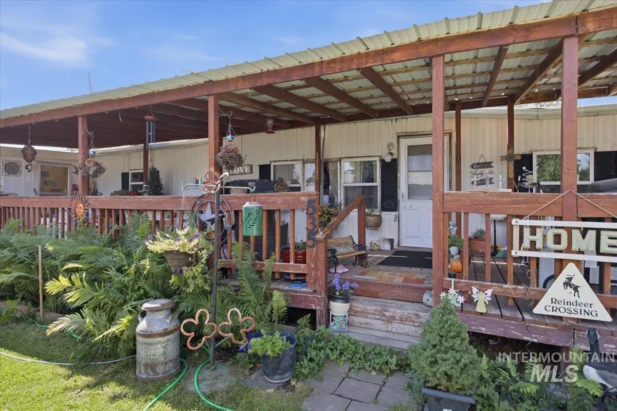 535 5th Ave W, Gooding, ID 83330 - #1
