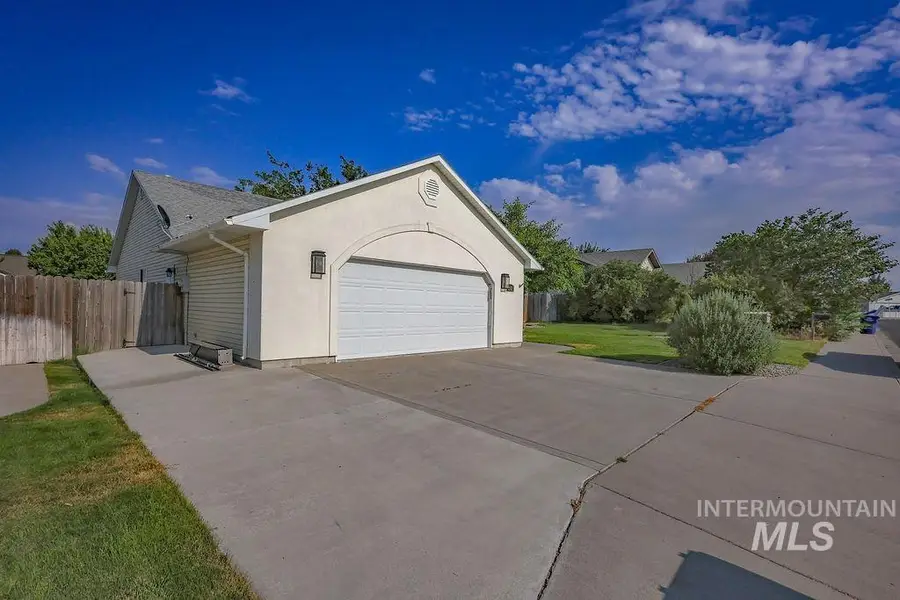 292 Whispering Pine, Twin Falls, ID 83301 - #2
