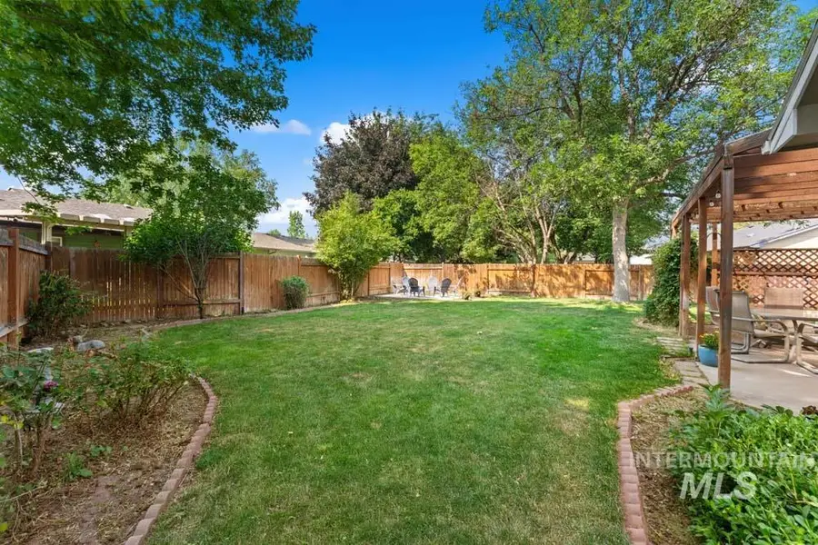 2317 W Rainfall St, Meridian, ID 83646 - #3