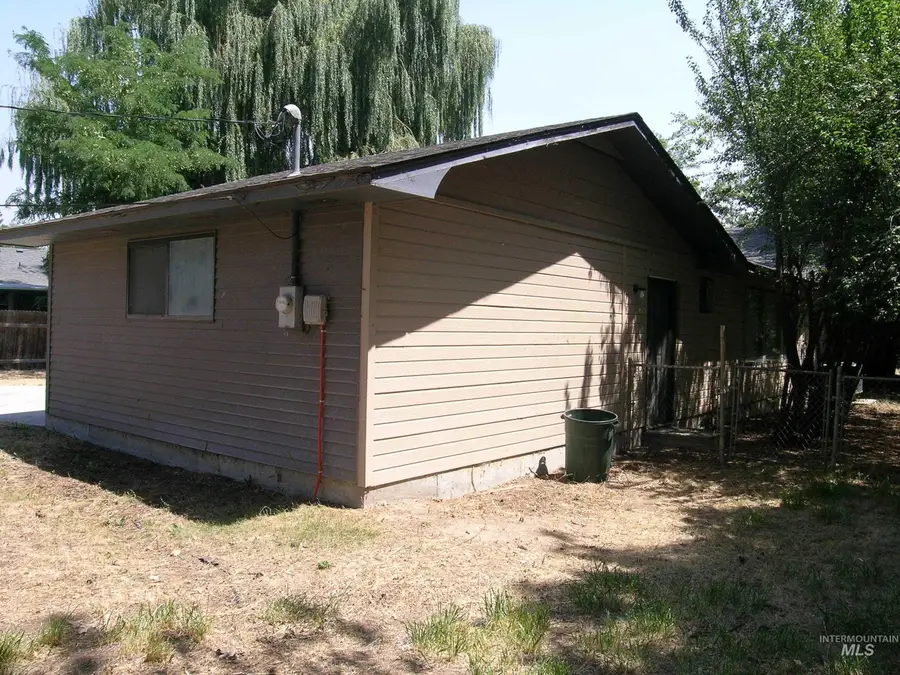 14072 Donald Dr, Nampa, ID 83651 - #3