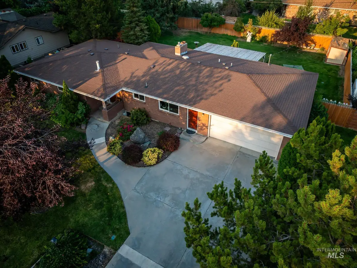 3706 W Clement Rd, Boise, ID 83704 - #1