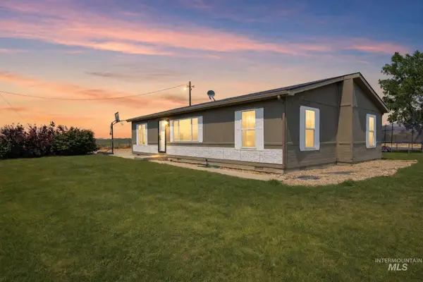 21568/21566 Market Rd, Parma, ID 83660
