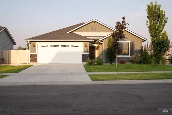 8274 S Bogus Ridge St, Boise, ID 83716