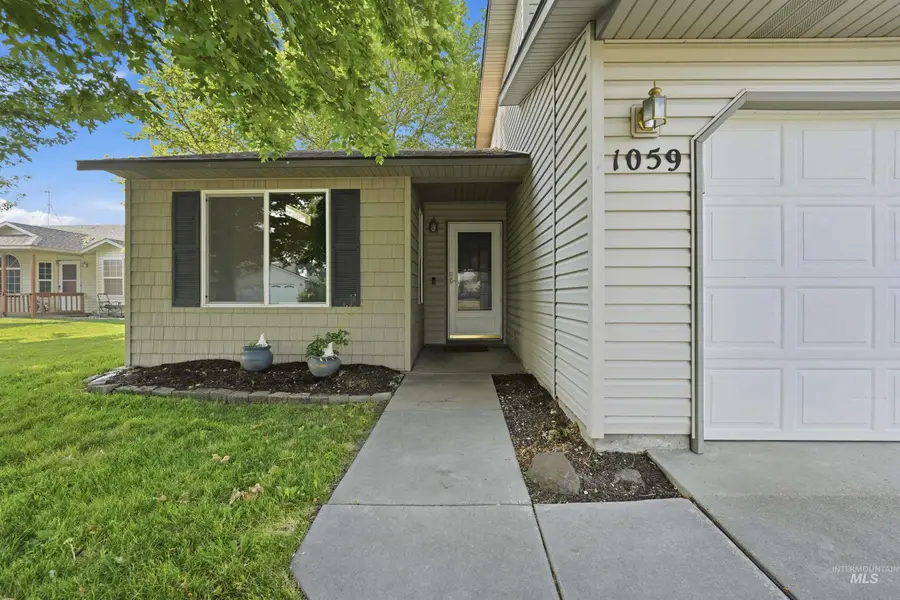 1059 Valley, Middleton, ID 83644 - #2