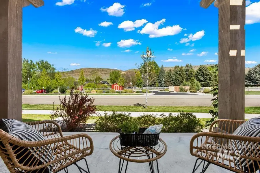 2885 W Hidden Springs Dr, Boise, ID 83714 - #3