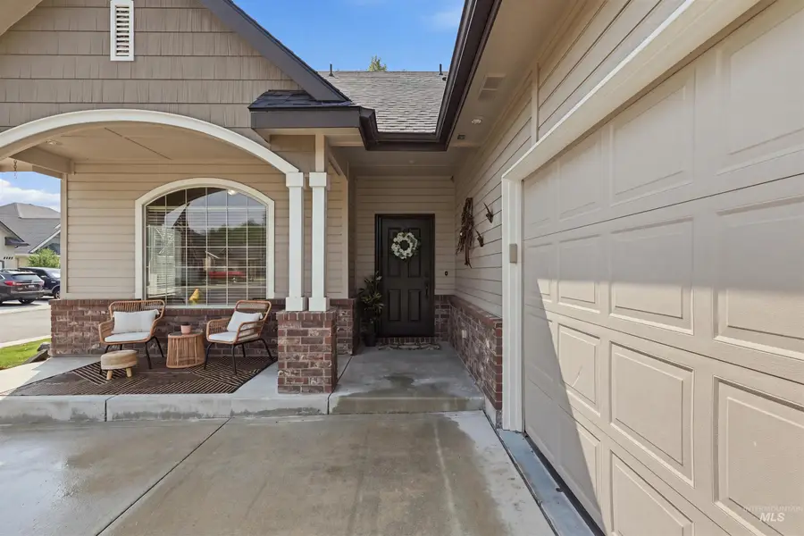 6784 E Greens, Nampa, ID 83687 - #3