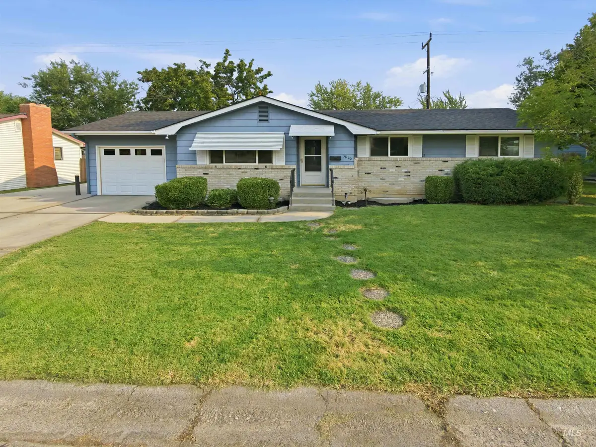 3820 W Pasadena Drive, Boise, ID 83705 - #1