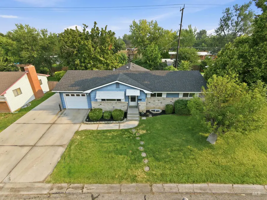 3820 W Pasadena Drive, Boise, ID 83705 - #2