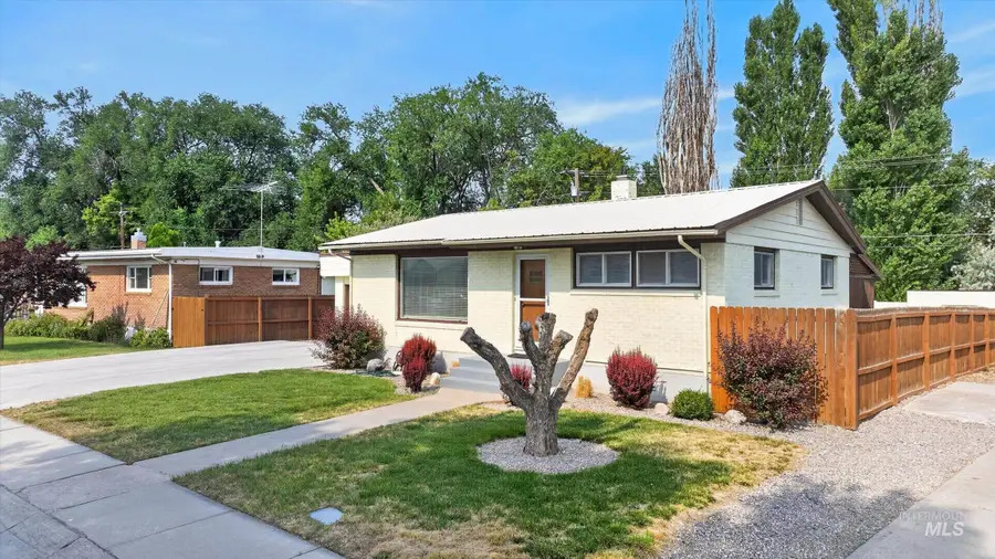 1119 Meadowbrook Ln, Pocatello, ID 83201 - #3