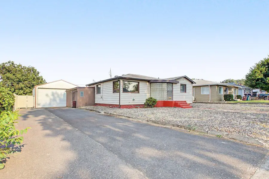1325 7th Street, Clarkston, WA 99403 - #3