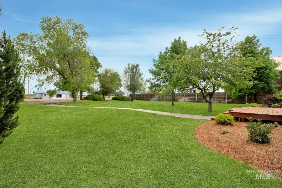 20409 S Main St, Carey, ID 83320 - #3