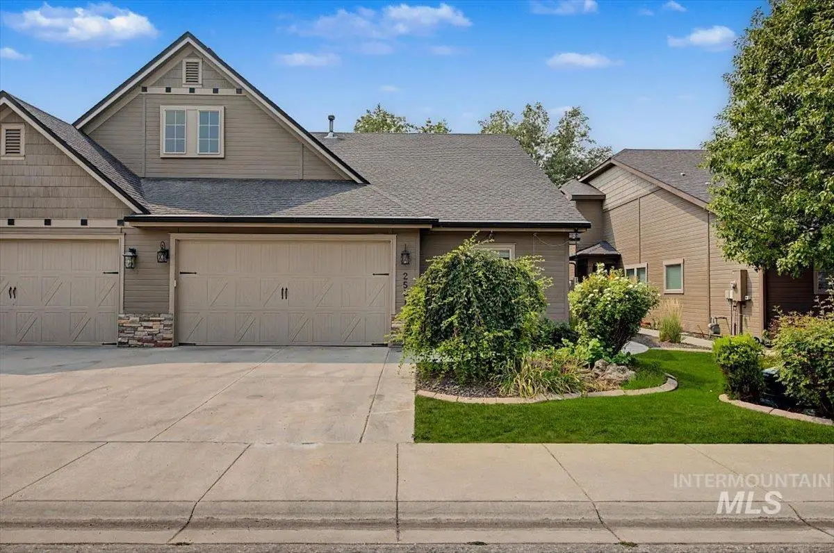 2561 E Satterfield Street, Meridian, ID 83646 - #1