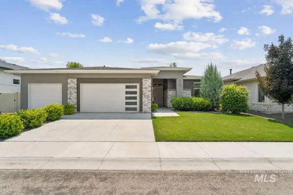 4263 E Divide Pass St, Meridian, ID 83642
