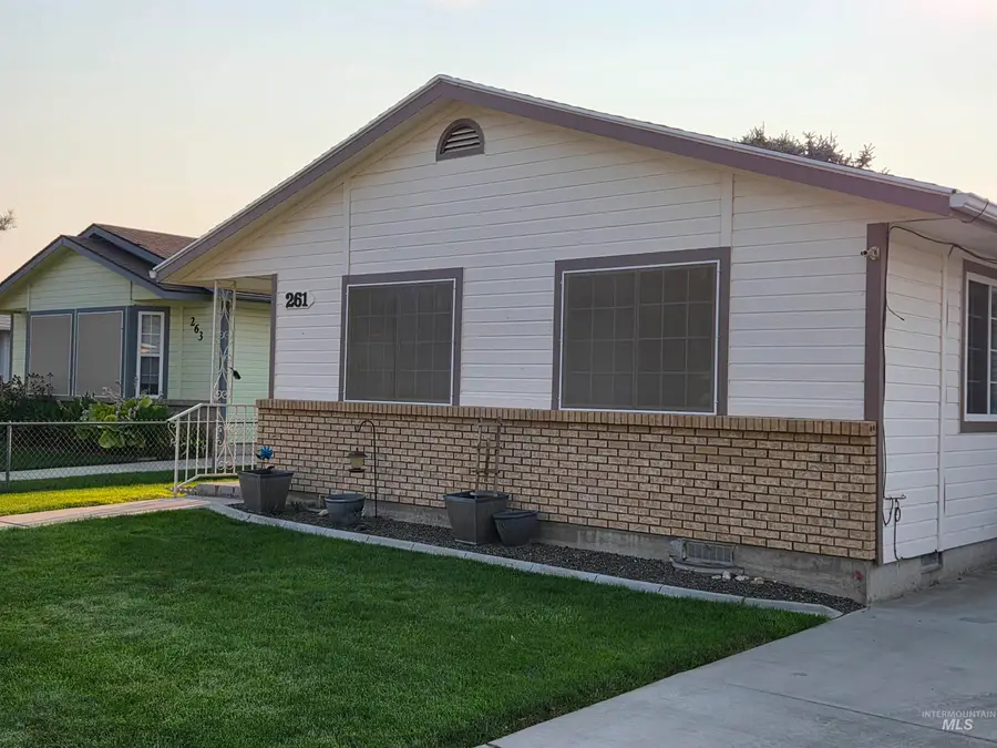 1100 Burnett #261 #261 A St, Nampa, ID 83651 - #3