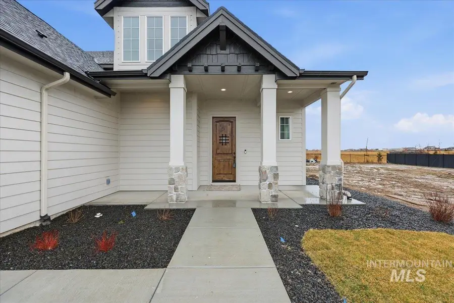 7800 W Flathead Lake St, Eagle, ID 83616 - #2