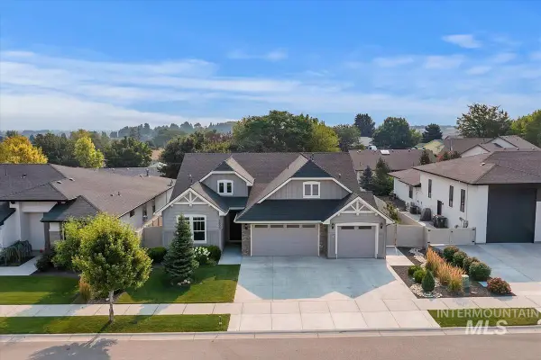 3900 S Lone Pine Ave, Meridian, ID 83642