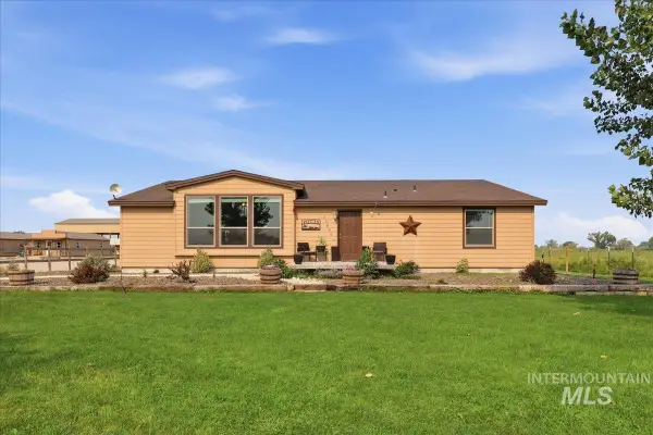 23095 Centerpoint Rd, Caldwell, ID 83607