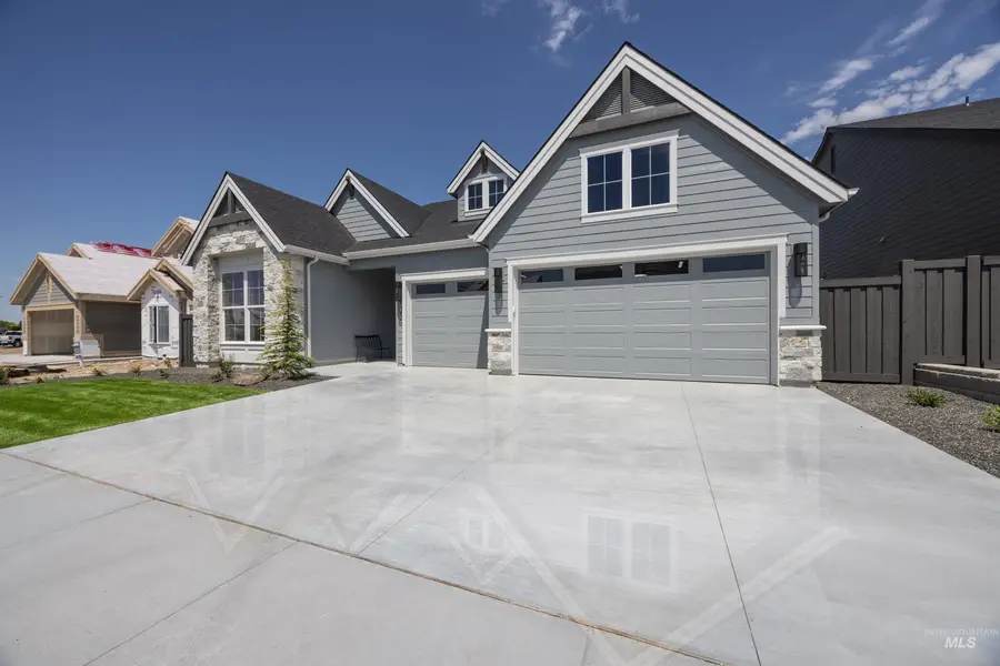 1910 E Adler Hof St, Meridian, ID 83642 - #2